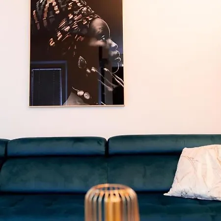 Lux Stan Na Dan Apartment *