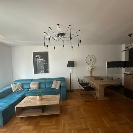 Apartment Lux Stan Na Dan *